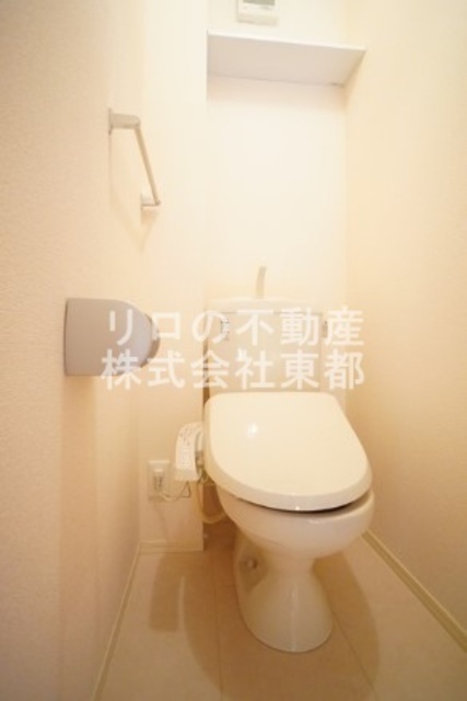トイレ　同建物・別間取りの部屋の参考写真