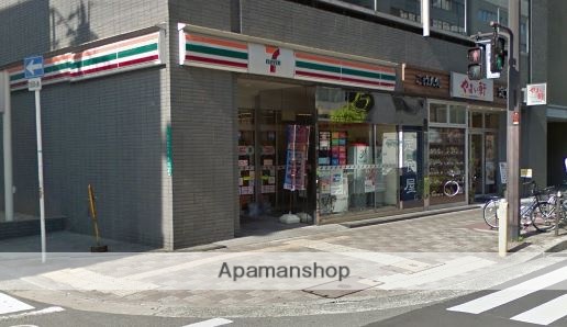 コンビニ　セブンイレブン（コンビニ）まで500m