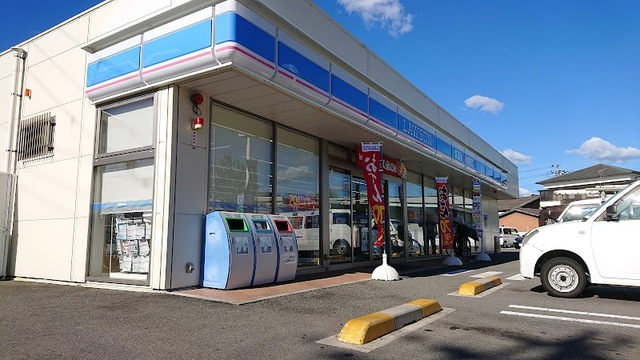 コンビニ　ローソン海南東インター前店（コンビニ）まで588m