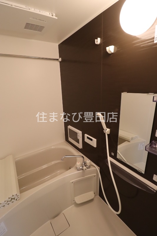 バス・シャワールーム　同型別部屋写真