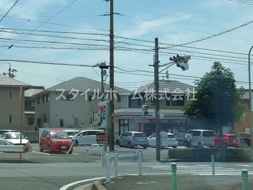 コンビニ　セブンイレブン 豊橋つつじが丘店（コンビニ）まで220m