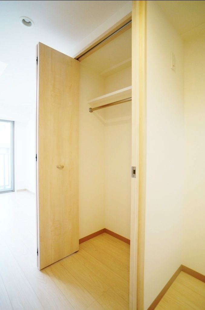 収納　クローゼット収納（同間取りの別室参考写真）
