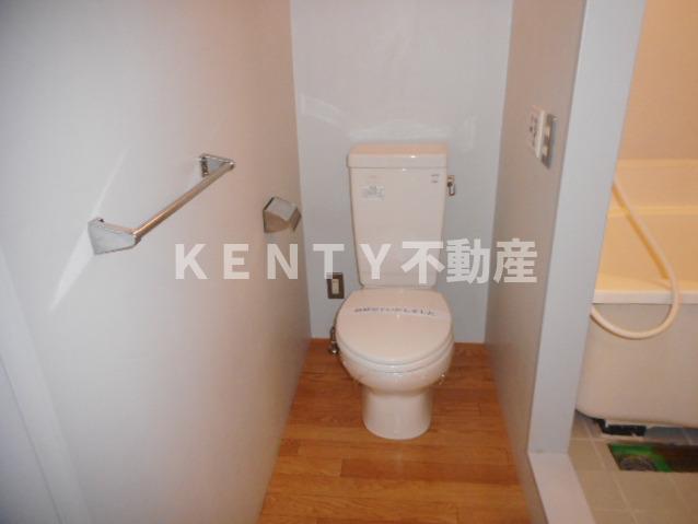 トイレ　清潔感のあるトイレです