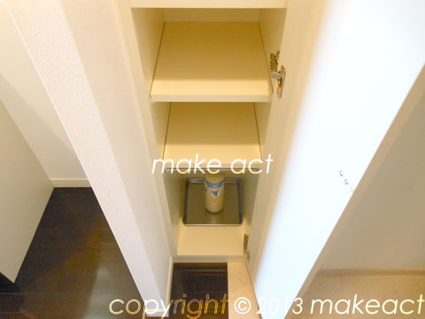 収納　■室内参考写真