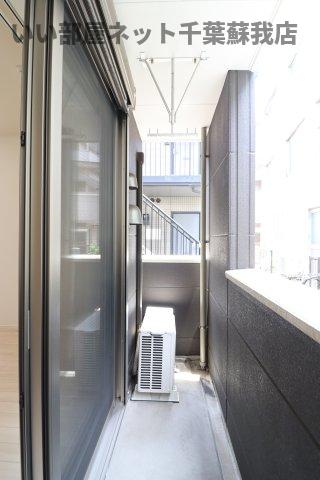バルコニー　陽当たり良好なバルコニーです