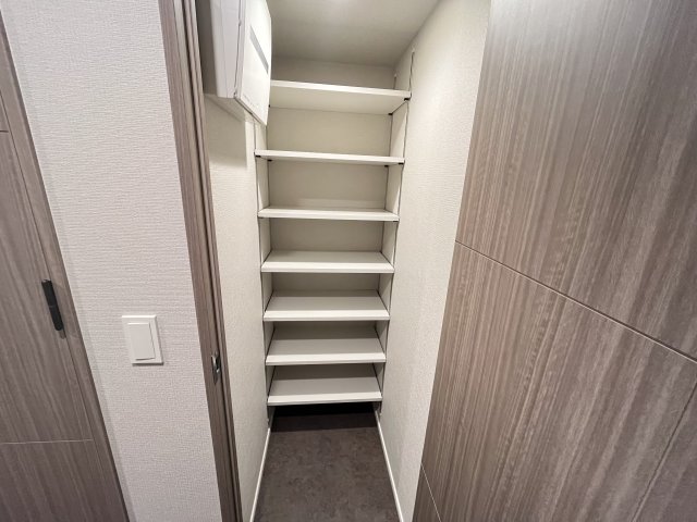 収納　＊同間取り別部屋参照