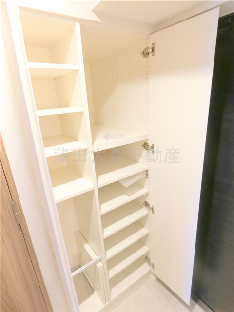 その他設備　玄関収納(1)