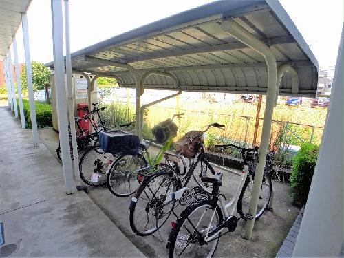 その他共有部分　駐輪場完備