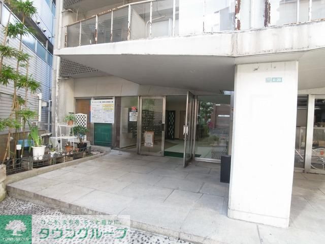 エントランス　部屋探しは株式会社　タウンハウジング　までお気軽にお問合せ…