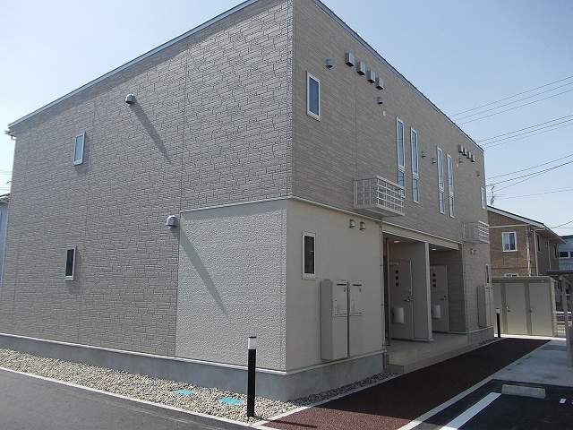 建物外観　落ち着いた雰囲気の外観です