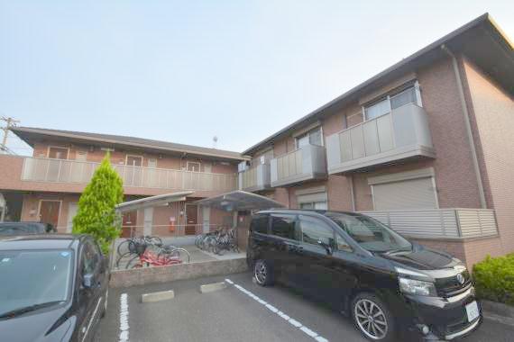 建物外観　綺麗な外観の素敵なお部屋があなたを待っています。