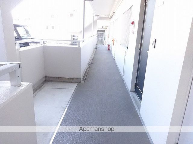 ロビー　ロビー