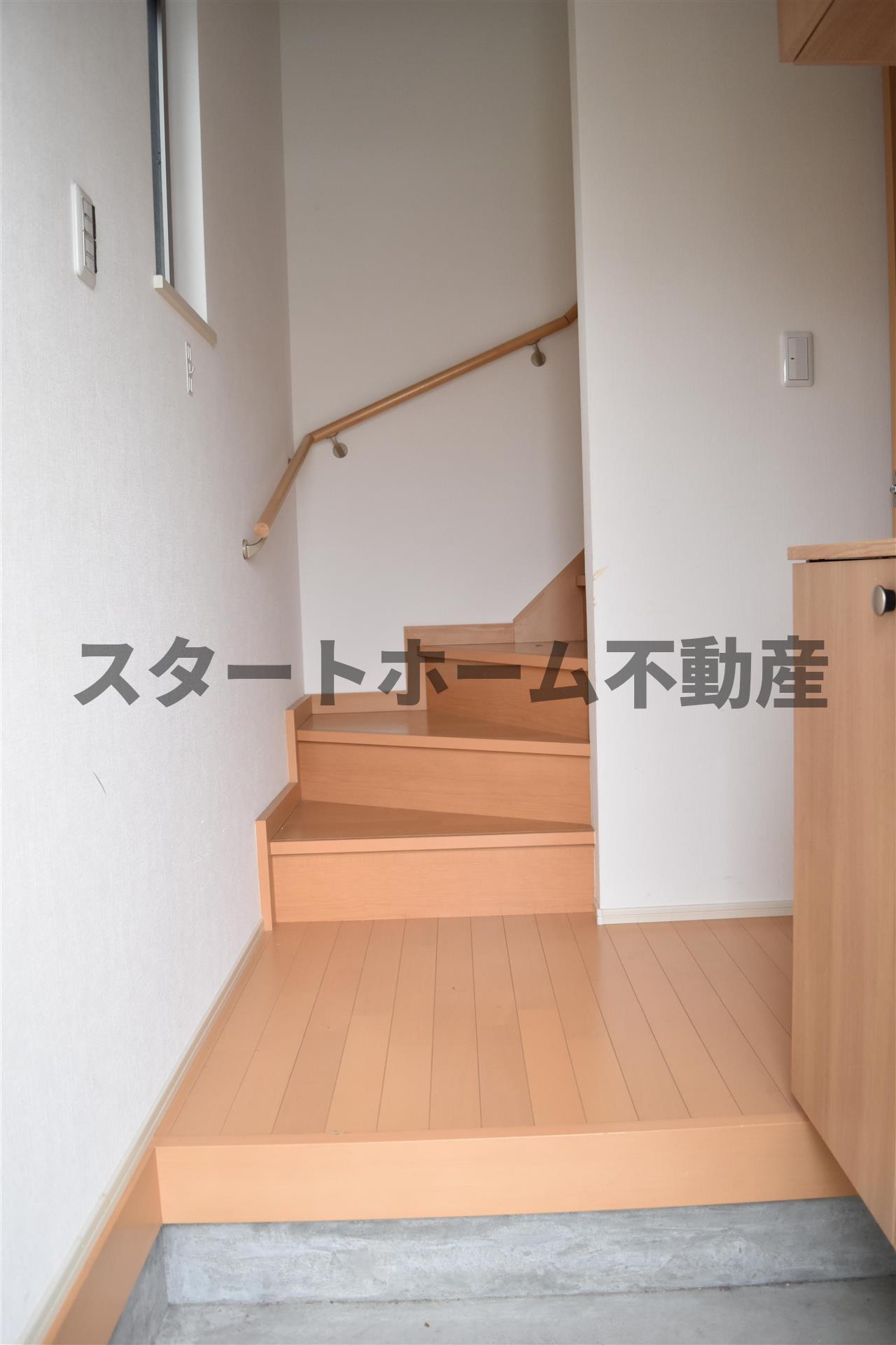 玄関　シンプルで使いやすい玄関です