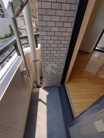 バルコニー　別部屋の参考写真です
