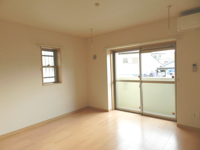 その他部屋・スペース　角部屋は妻側に窓がつきます
