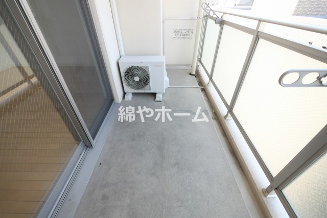 バルコニー　広々としたバルコニーです