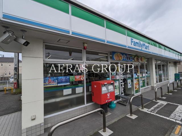 コンビニ　ファミリーマート 本郷小学校前店（コンビニ）まで707m