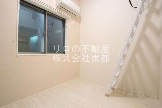 居室・リビング　南東向きなので暖かな日差しが入りますね♪