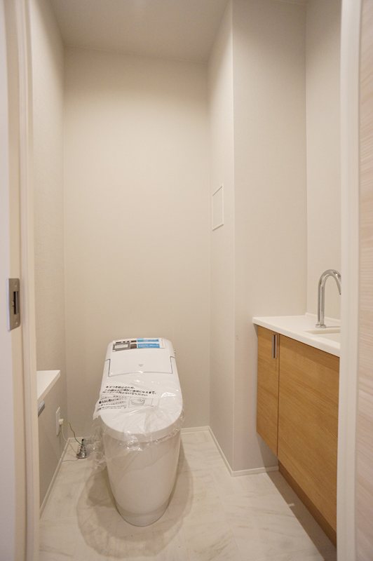 トイレ　工事中の写真です