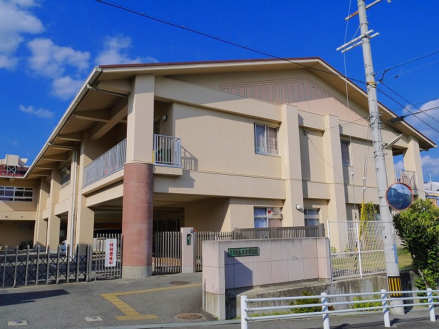 幼稚園・保育園　奈良市立右京保育園（幼稚園・保育園）まで963m