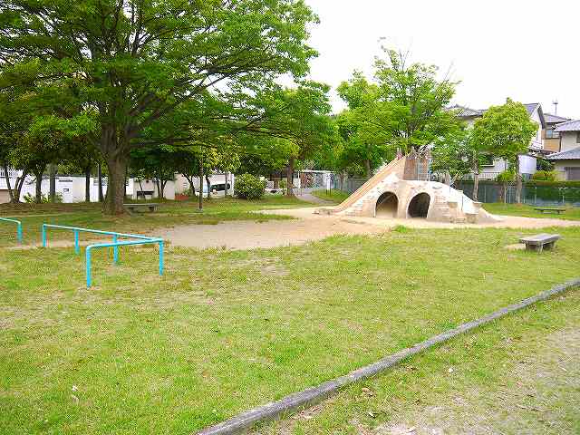 公園　神功三丁目街区公園（公園）まで221m