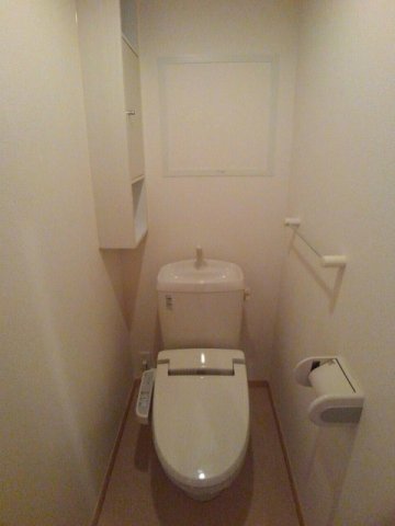 トイレ　シンプルで使いやすいトイレです