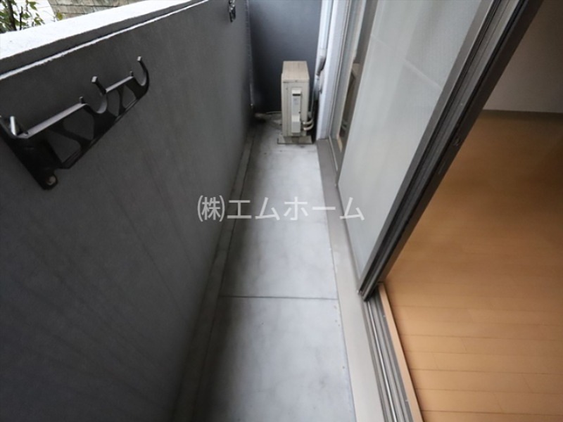 バルコニー　バルコニー付