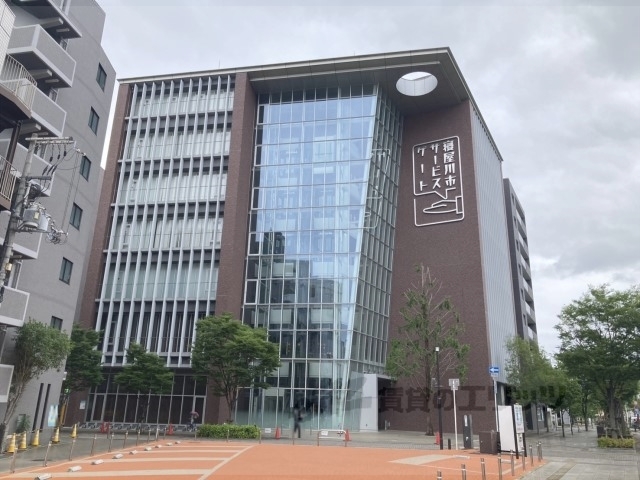 役所　寝屋川市サービスゲート（役所）まで2000m