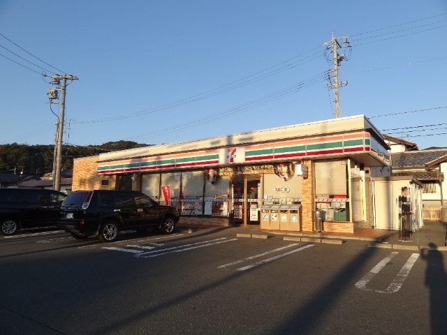 コンビニ　セブンイレブン掛川杉谷店（コンビニ）まで865m