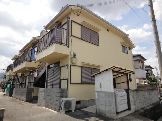 建物外観　落ち着いた雰囲気の外観です