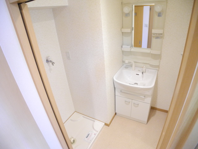 洗面設備　※別部屋の写真となります