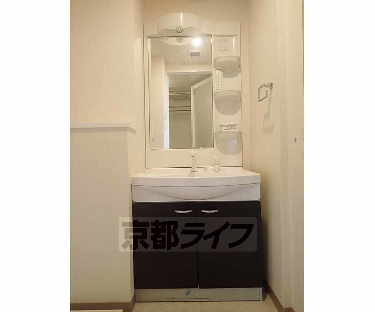 洗面設備　シャンプードレッサーです。