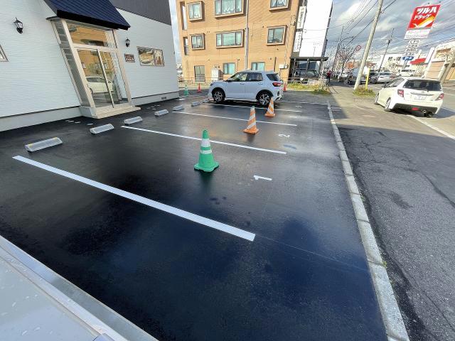 駐車場　駐車場