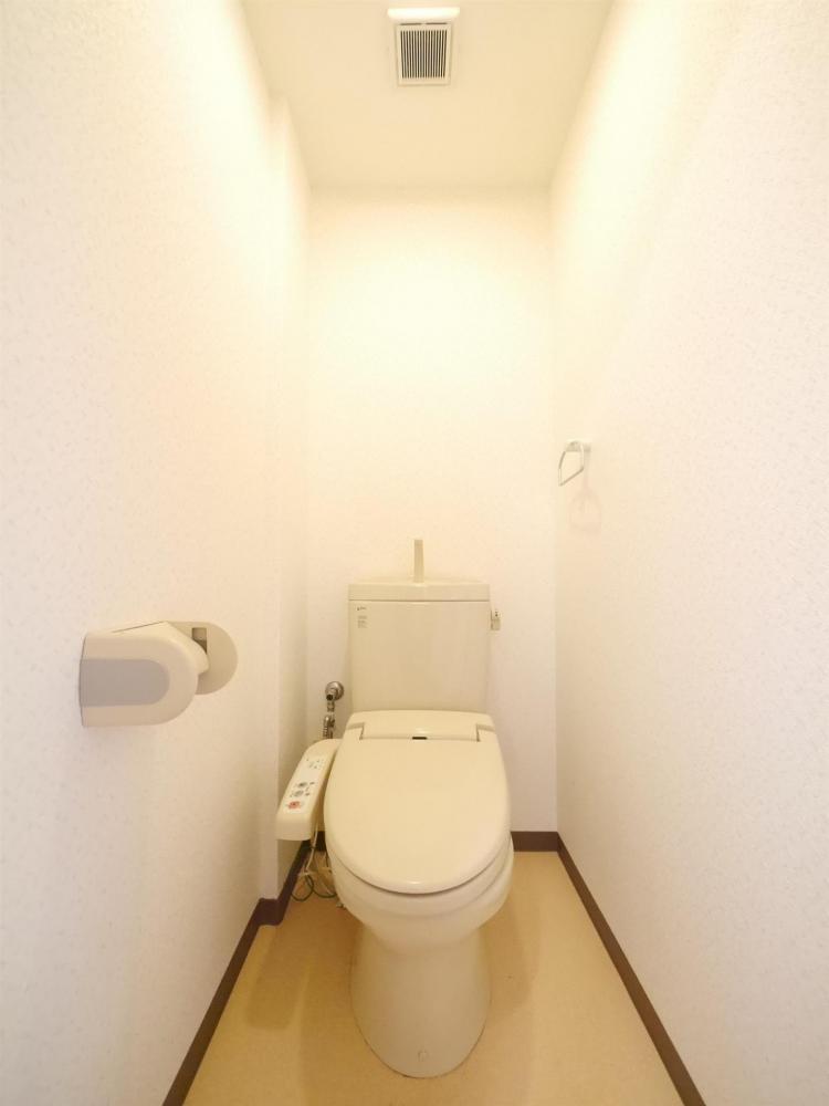 トイレ　同物件別室の画像です。
