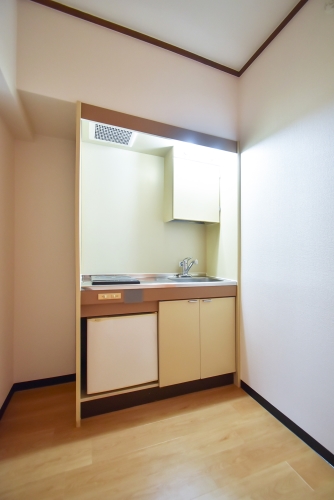 キッチン　※別号室参考写真