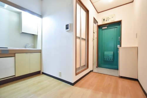 玄関　※別号室参考写真