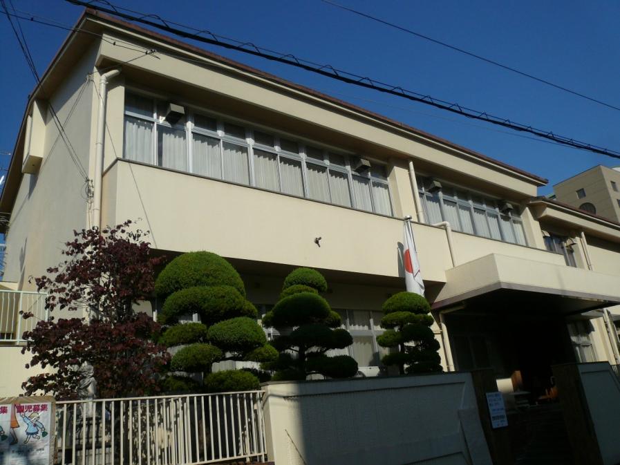 幼稚園・保育園　大阪市立滝川幼稚園（幼稚園・保育園）まで215m