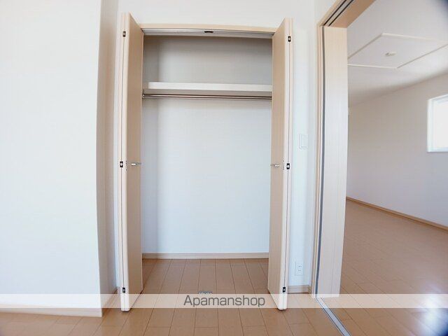 メープル Qsの内装写真