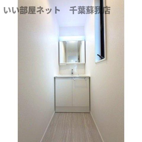 洗面設備　脱衣スペースもあります