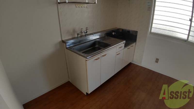 キッチン　キッチンスペースも広く冷蔵庫等も問題なく設置出来そうですね。