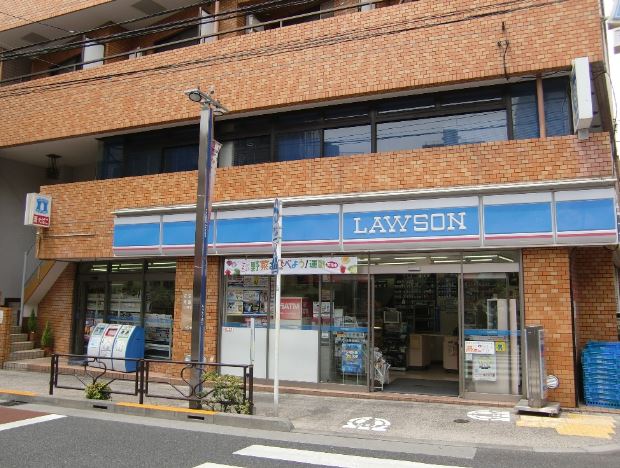 コンビニ　ローソン 文京本郷三丁目店（コンビニ）まで72m
