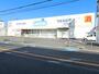 ドラックストア　ウエルシア　泉大津助松店（ドラッグストア）まで302m