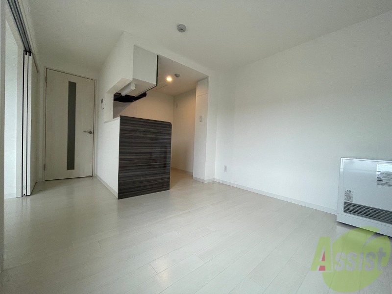 居室・リビング　広くてキレイなお部屋が広がっていて、充実した生活が送れそう。