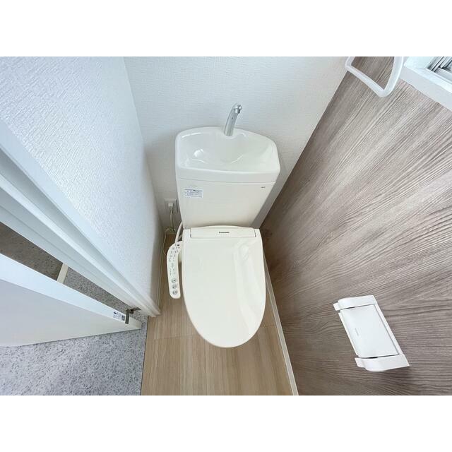 トイレ　写真は２０５号室です