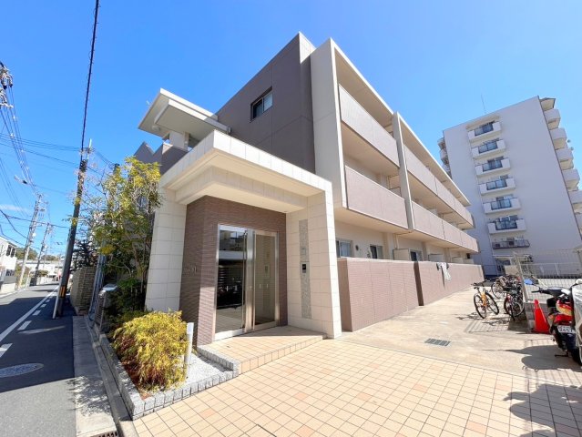 建物外観　綺麗な外観の素敵なお部屋があなたを待っています。