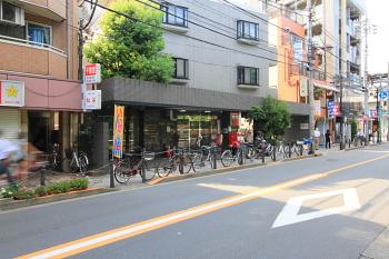 郵便局　八幡山駅前郵便局（郵便局）まで857m