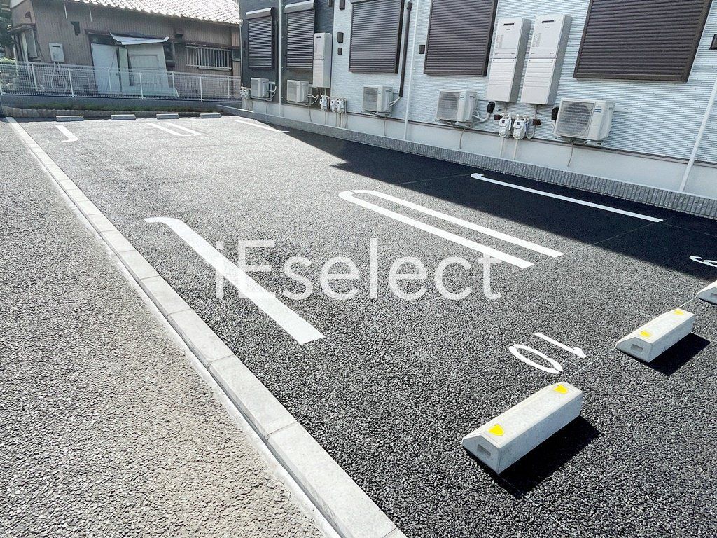 駐車場　敷地内駐車場も募集中です★
