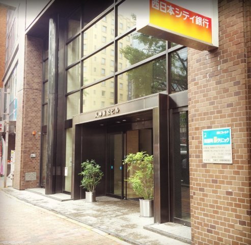 銀行　西日本シティ銀行天神北支店（銀行）まで152m