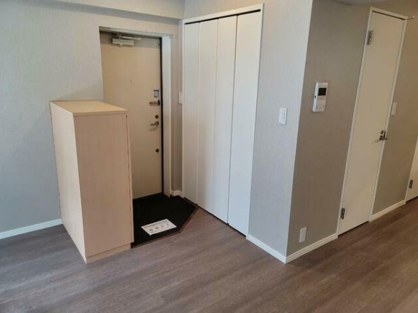 玄関　他部屋参考写真