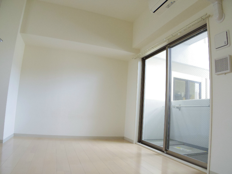 エントランス　使いやすいお部屋